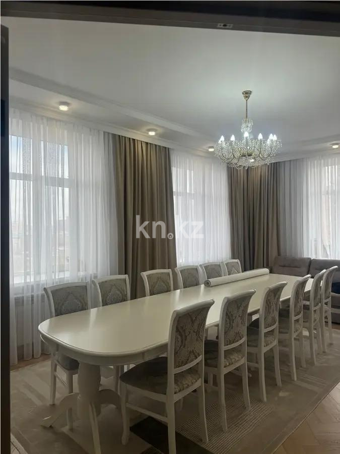 Продажа 3-комнатной квартиры, 90 м², пр. Строителей, дом  28/3 блок Б - Продажа жилой и коммерческой недвижимости в Караганде фото 1 из 5