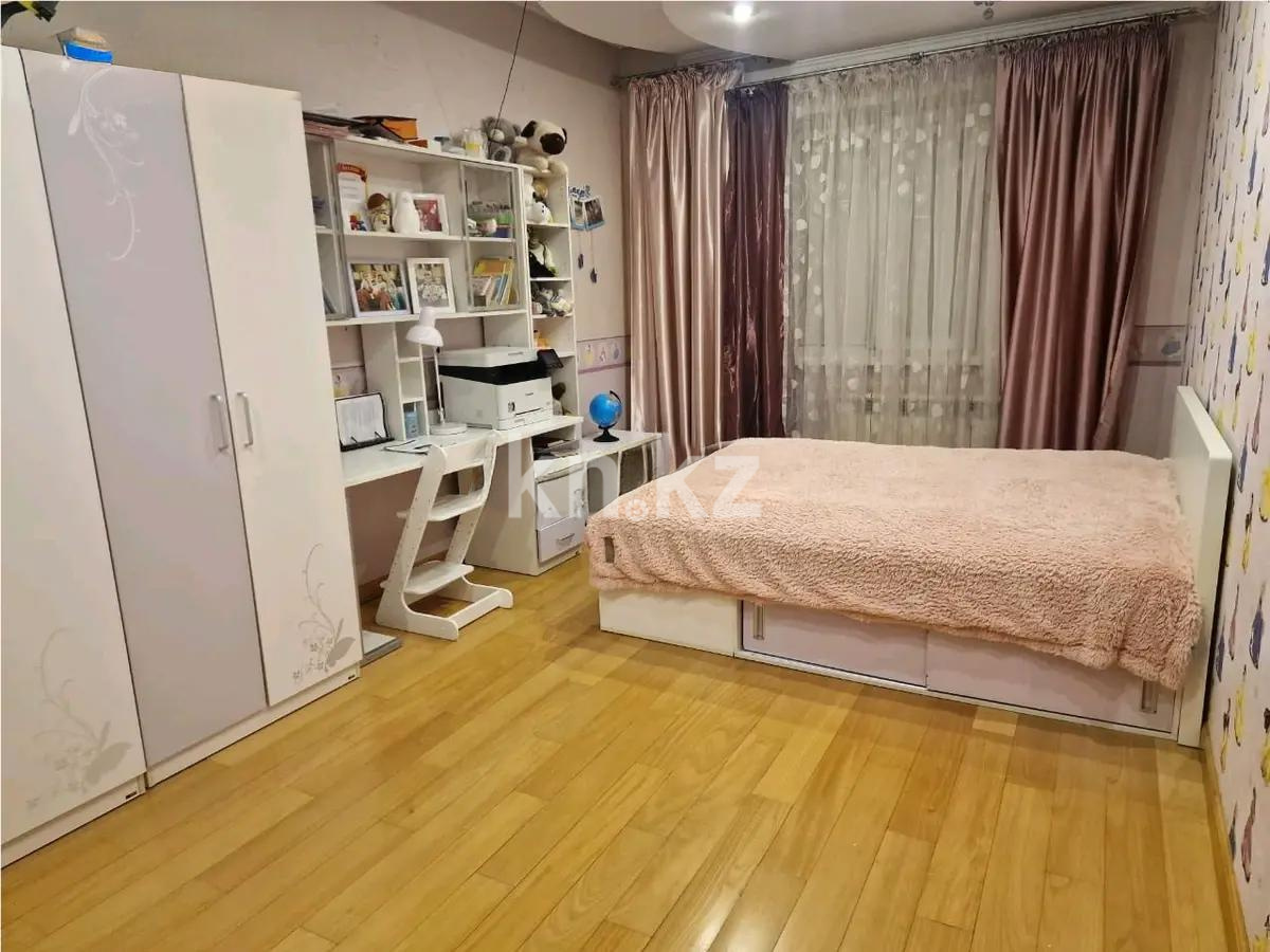 Продажа 4-комнатной квартиры, 300 м², ул. Курмангазы, дом  145 - Продажа  четырехкомнатных квартир в новостройках Алматы без посредников с фото фото 2 из 9