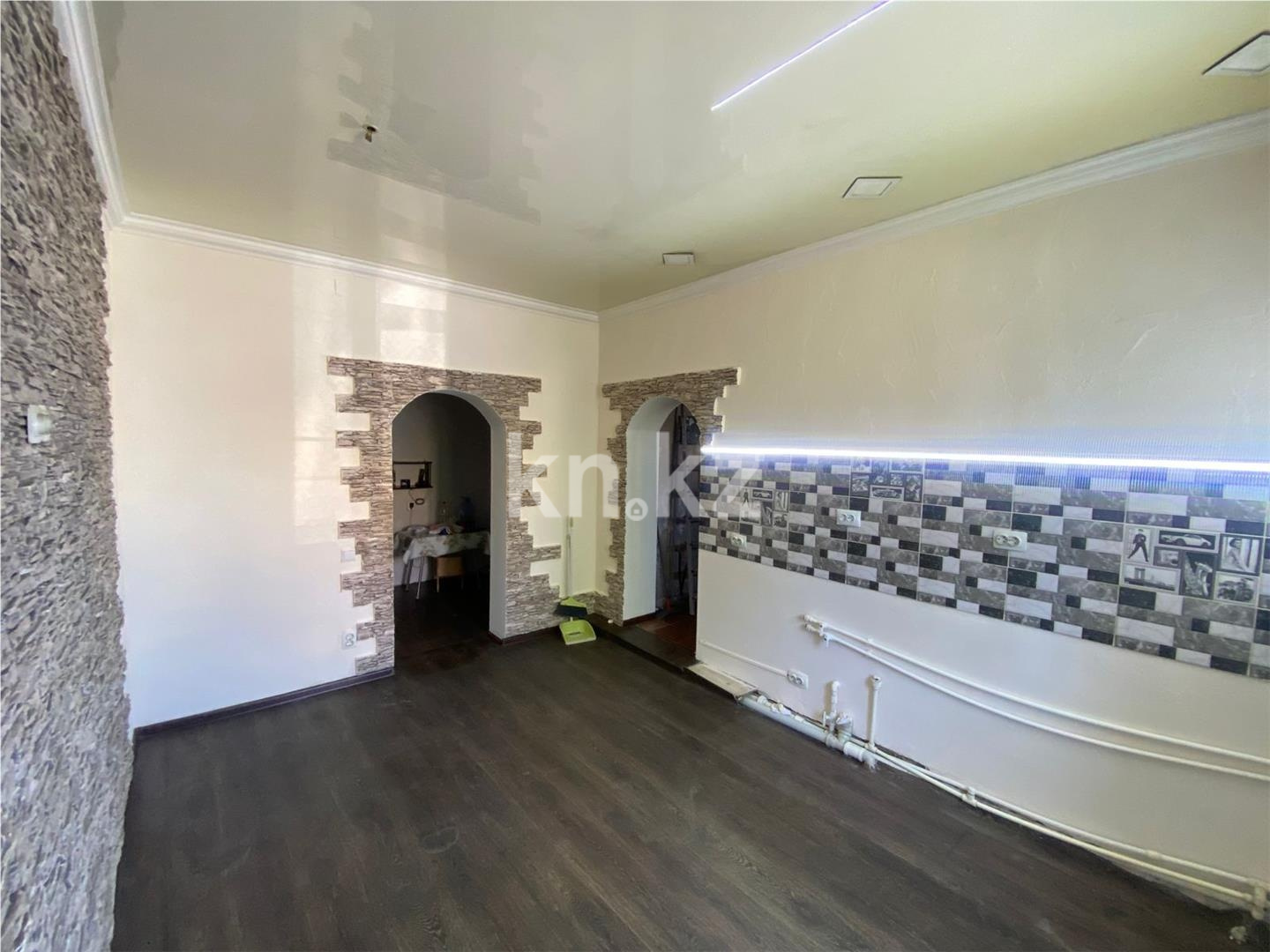 Продажа 4-комнатного дома, 84.7 м² - Продажа домов, коттеджей на Юго-Востоке Караганды - страница 2 фото 11 из 23