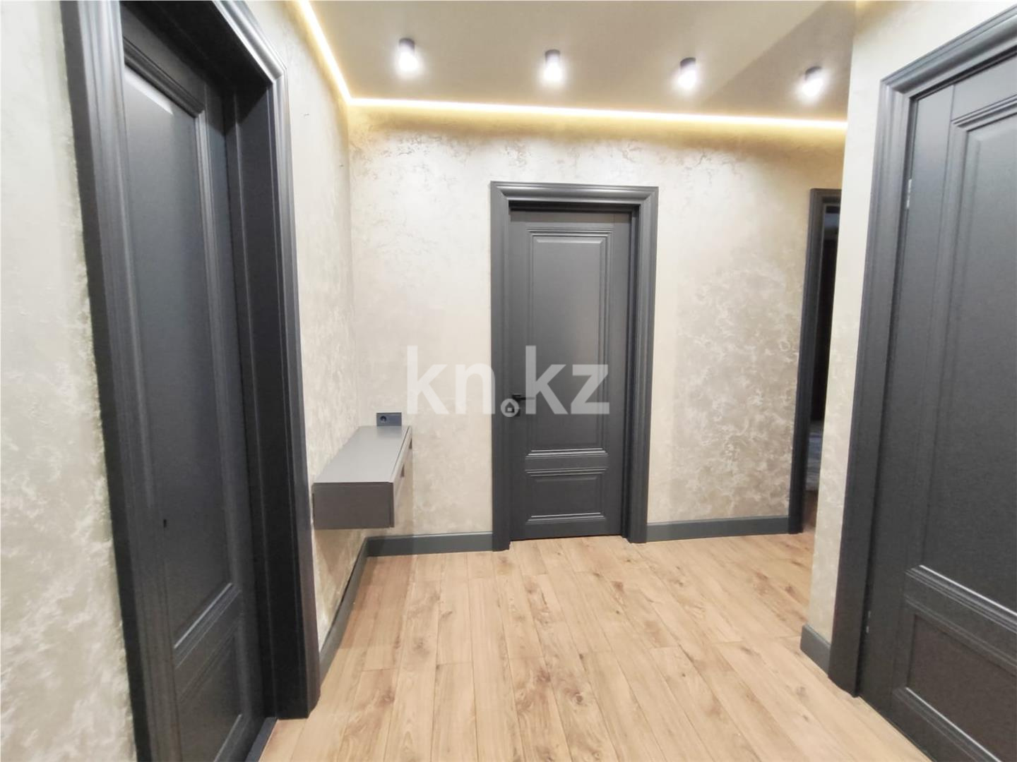 Продажа 4-комнатной квартиры, 108 м², пр. Шахтеров - Продажа  четырехкомнатных квартир в Караганде фото 16 из 23
