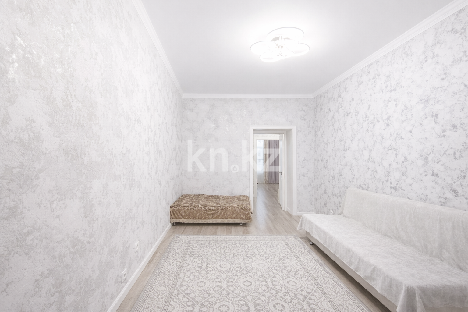 Продажа 3-комнатной квартиры, 94 м² - Продажа квартир в кирпичном доме в Караганде - страница 94 фото 7 из 16