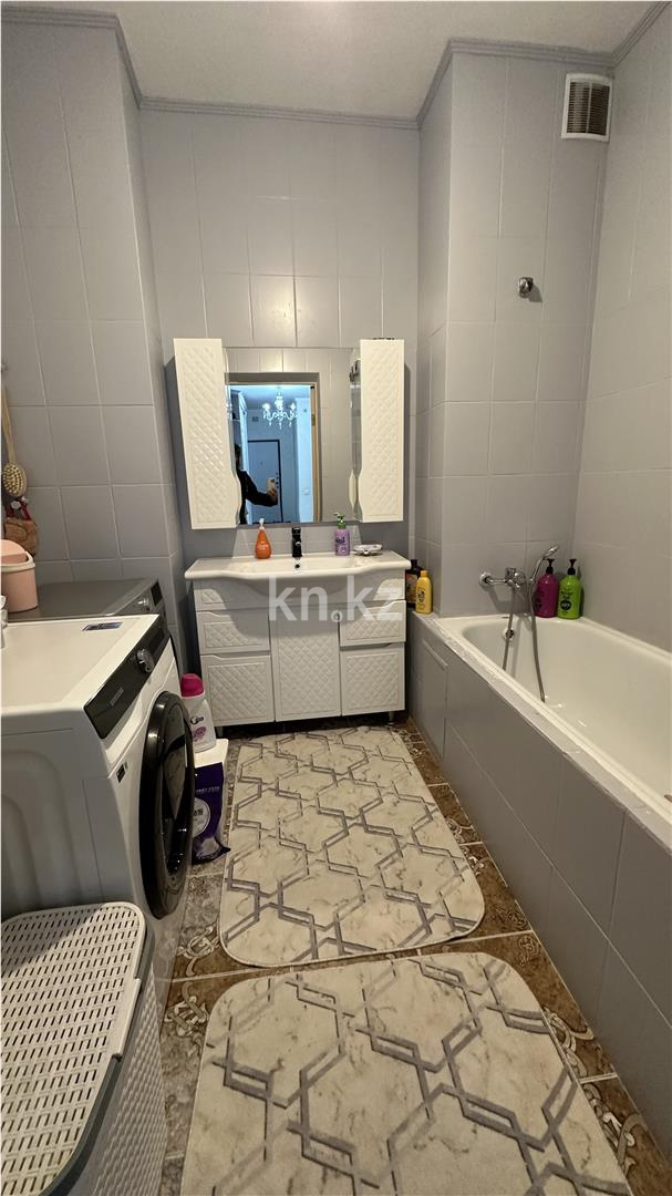 Продажа 3-комнатной квартиры, 98 м², ул. Сатпаева - Продажа квартир в Казахстане фото 10 из 11