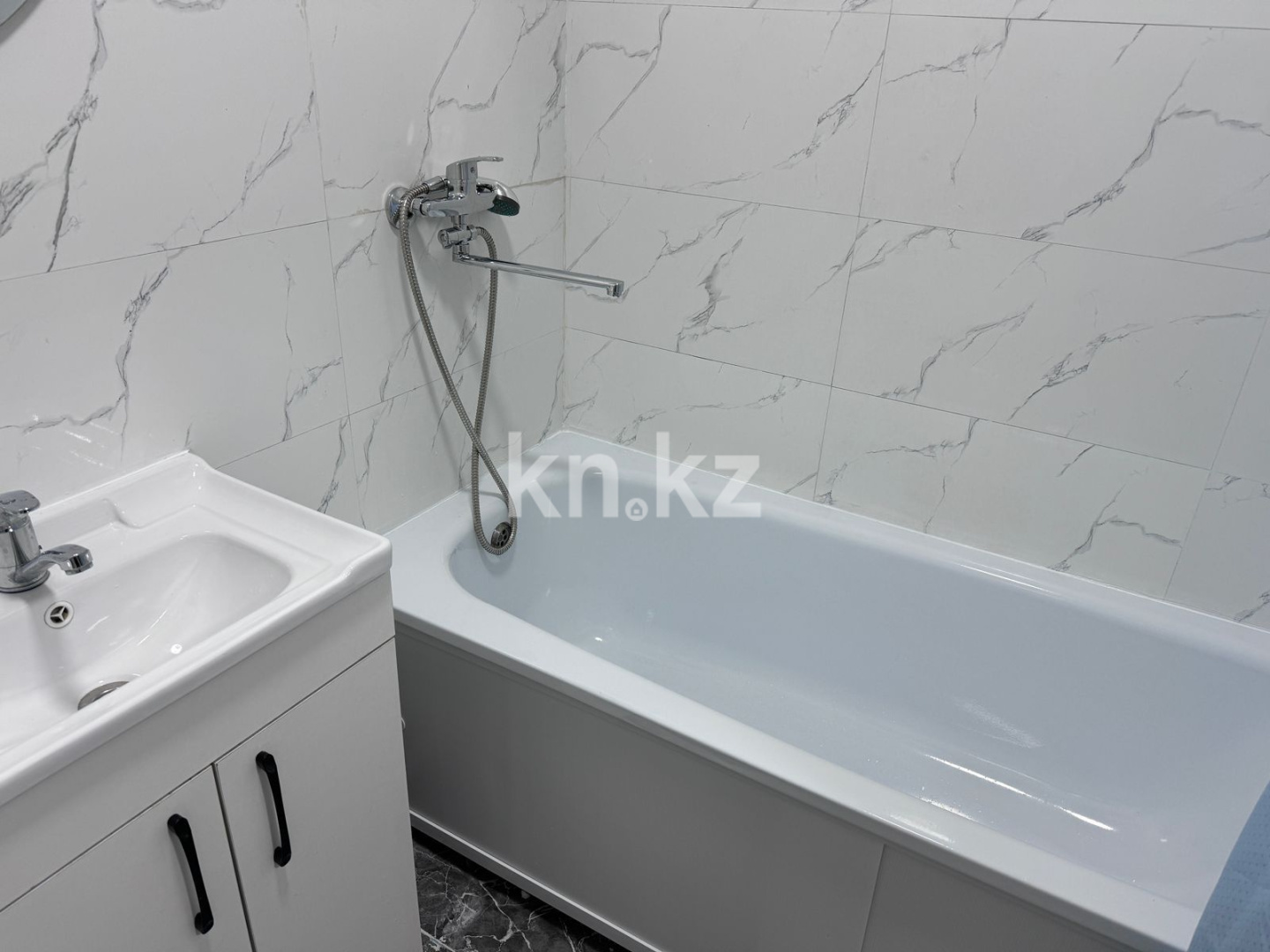 Продажа 1-комнатной квартиры, 32.5 м² - Продажа квартир в монолитном доме в Алматы фото 4 из 6