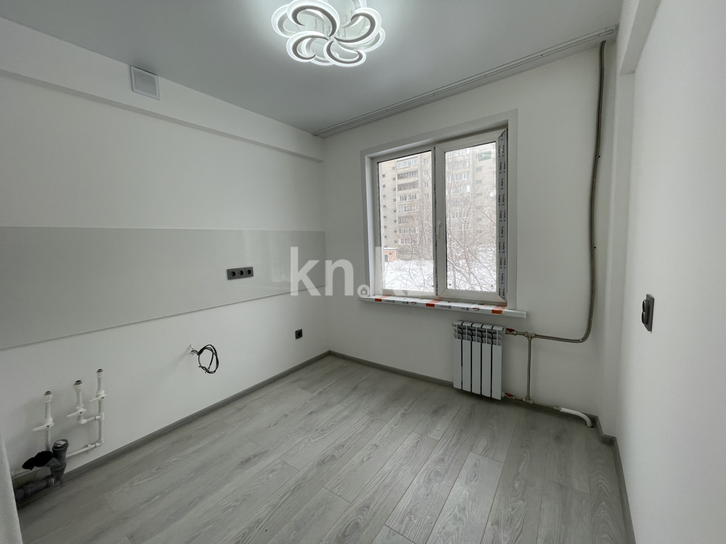 Продажа 1-комнатной квартиры, 30 м² - Продажа квартир в Усть-Каменогорске фото 1 из 8