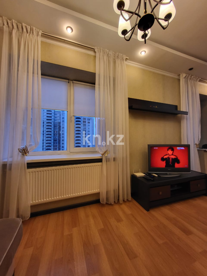 Аренда 2-комнатной квартиры, 50 м², ул. Ходжанова, дом  76 - пр. Аль-Фараби - Аренда квартир помесячно в Алматы с фото фото 15 из 36