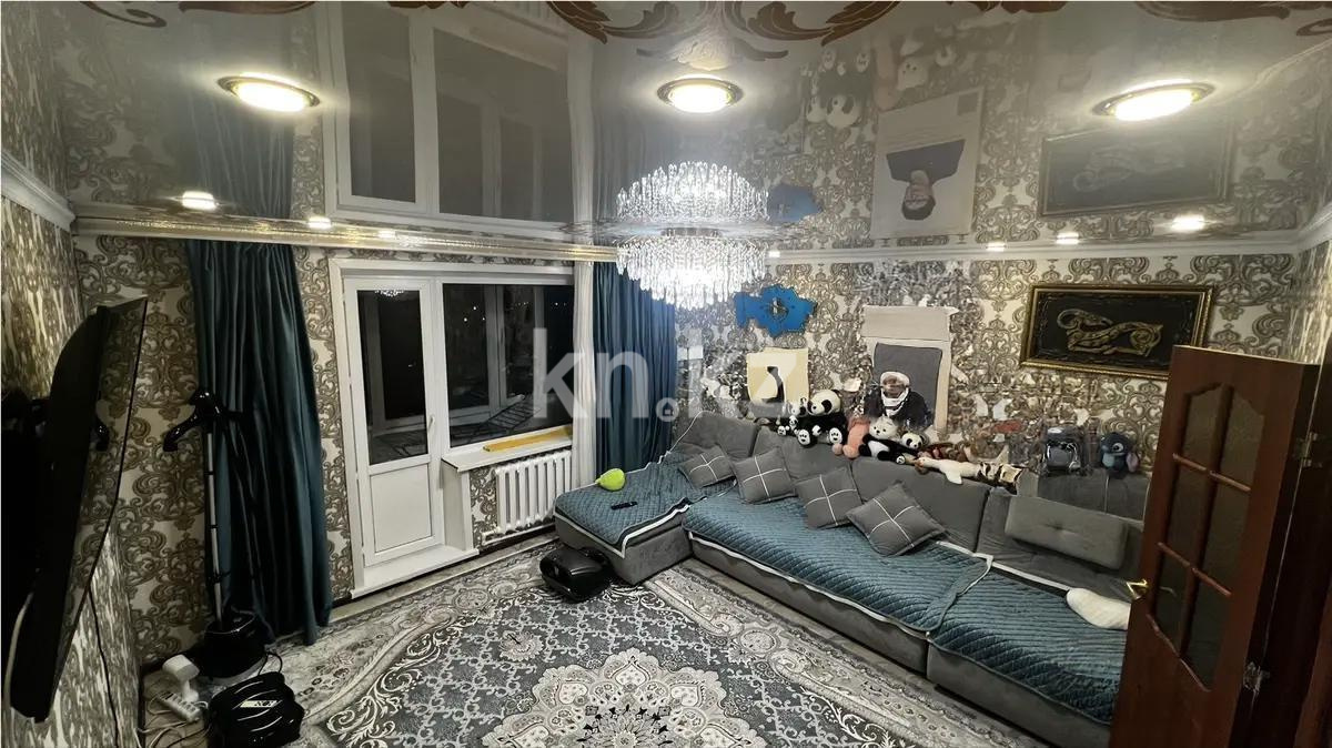 Продажа 4-комнатной квартиры, 76 м² - Продажа квартир от собственников в Караганде - страница 3 фото 1 из 8