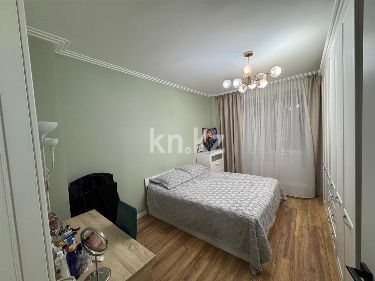Продажа 4-комнатной квартиры, 100 м², ул. Сауран в Астане - фото 6