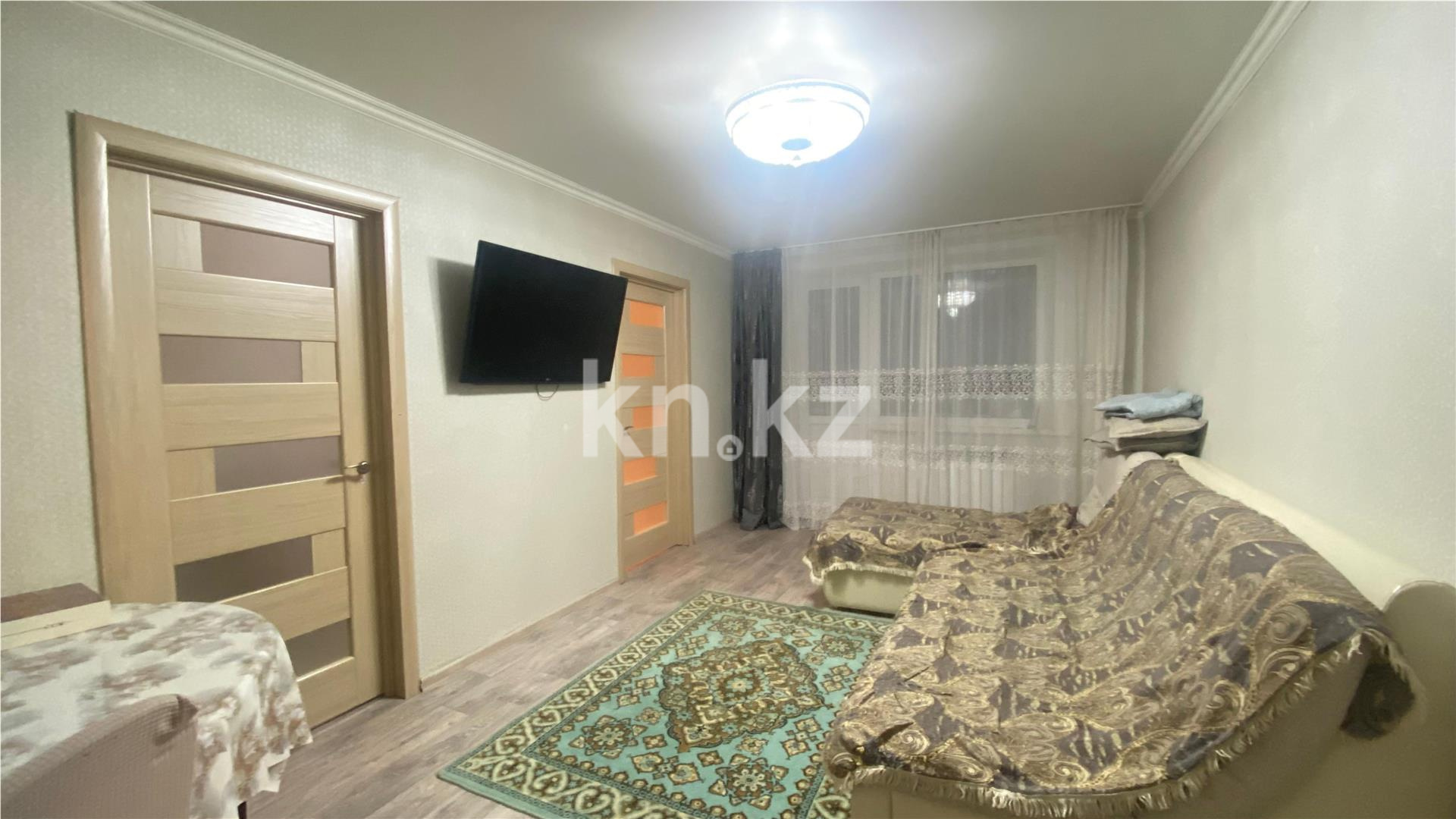 Продажа 4-комнатной квартиры, 61 м², ул. Муканова - Продажа  четырехкомнатных квартир в Караганде с фото фото 1 из 15