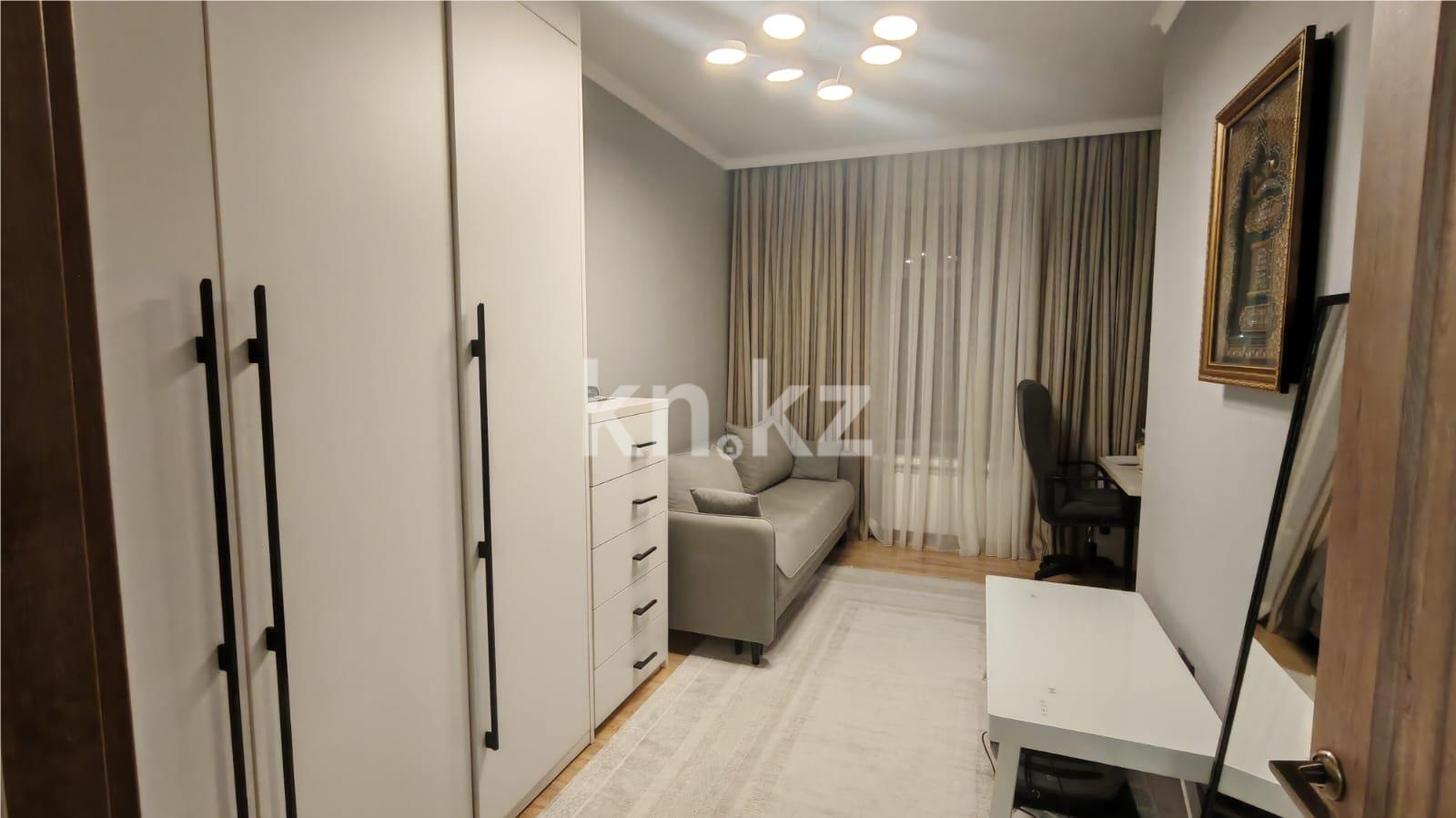 Продажа 4-комнатной квартиры, 123 м², ул. Дюсембекова - Продажа квартир в новостройках Караганды фото 5 из 31