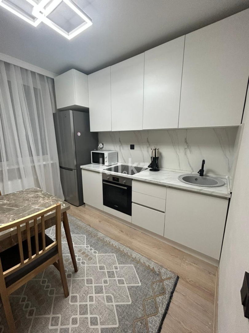 Аренда 1-комнатной квартиры, 33 м², пр. Мангилик Ел, дом  72/1 - Аренда квартир помесячно в Астане с фото фото 1 из 6