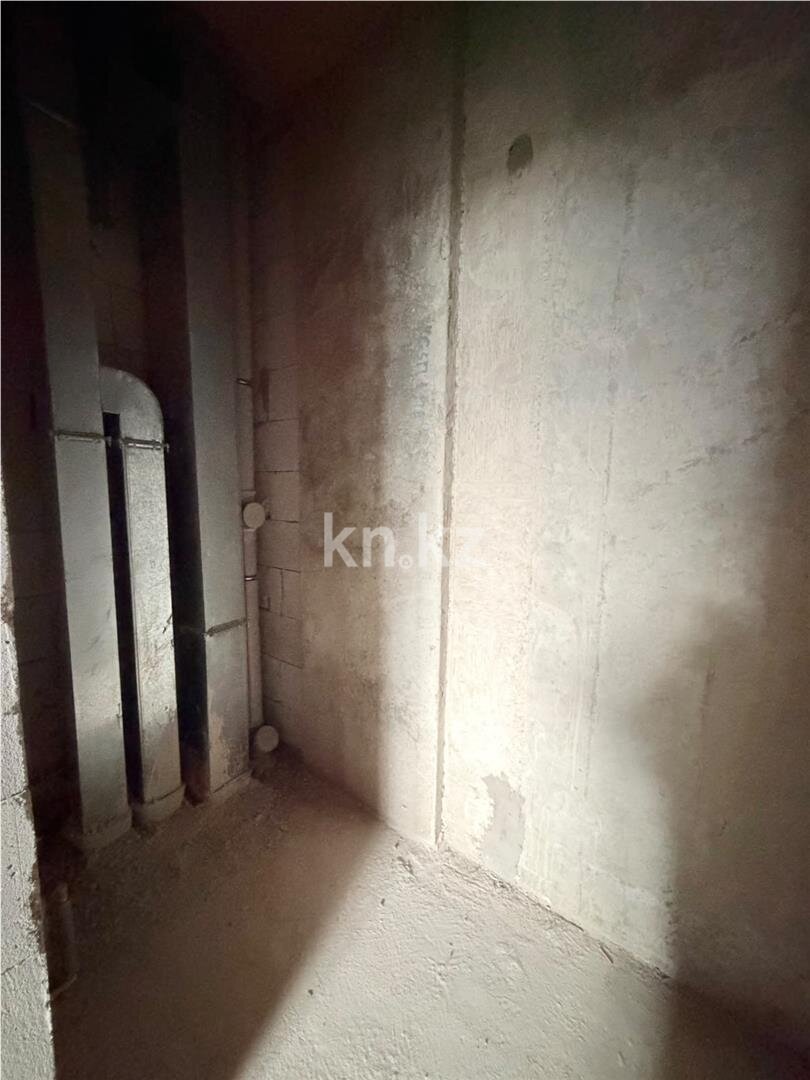 Продажа 3-комнатной квартиры, 76.2 м² в Астане - фото 9