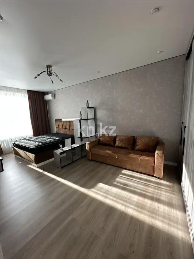 Продажа 1-комнатной квартиры, 49 м², ул. Муканова, дом  88 - Продажа  однокомнатных квартир в Караганде фото 1 из 6