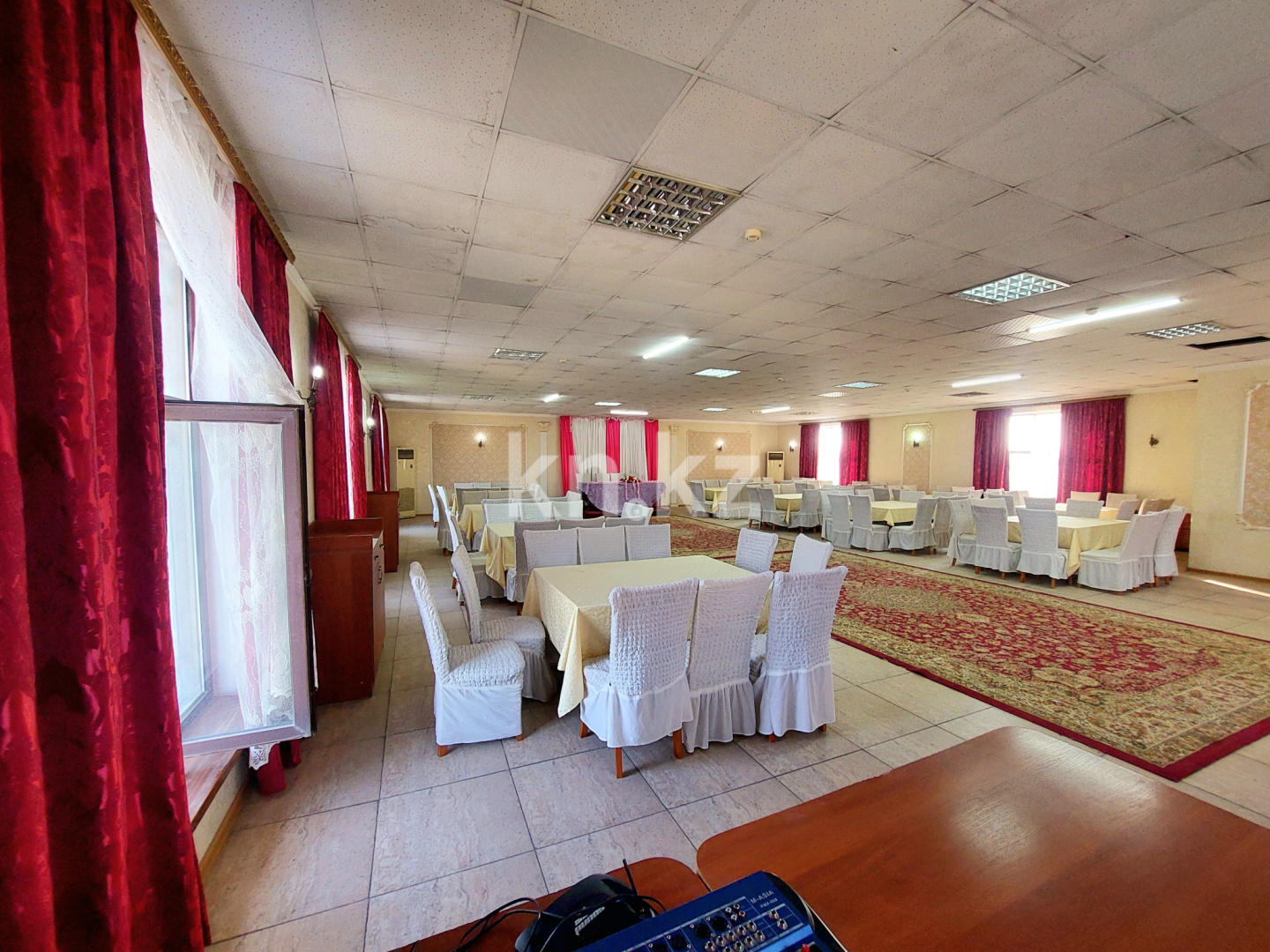 Продажа , 700 м², ул. Аль-Фараби, дом  1111 - Продажа офисных и торговых помещений в Шымкенте фото 18 из 31