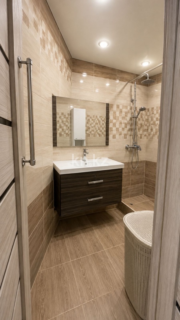 Продажа 4-комнатной квартиры, 64 м² в Караганде - фото 12