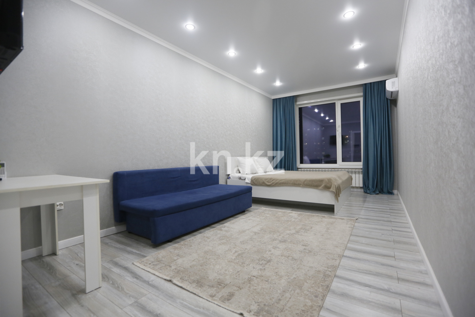 Аренда 1-комнатной квартиры посуточно, 40 м², ул. Сыганак, дом  13 - ул. Анет баба в Астане - фото 4