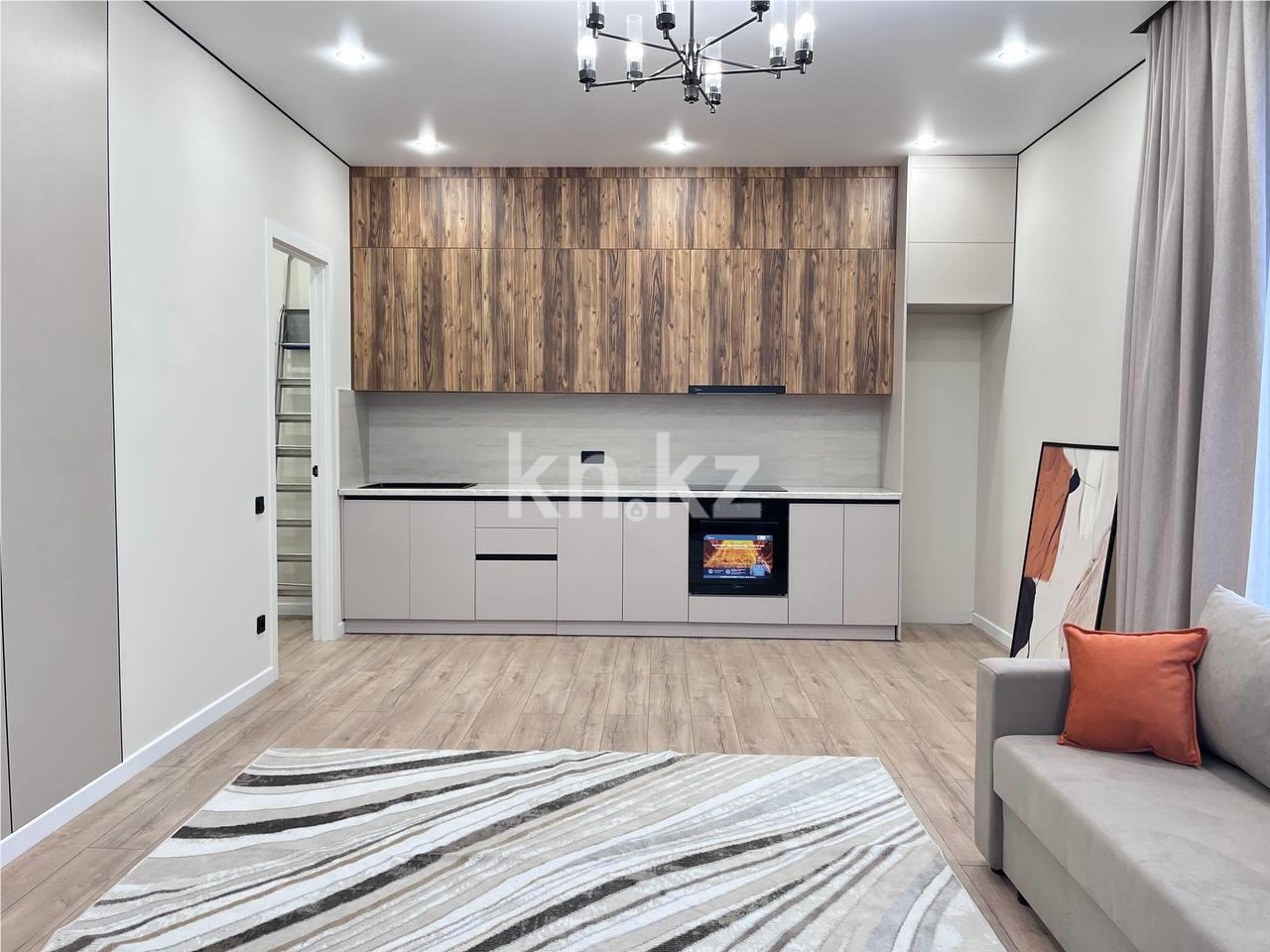 Продажа 3-комнатной квартиры, 70 м², ул. Муканова - Продажа и аренда недвижимости в Караганде фото 2 из 31