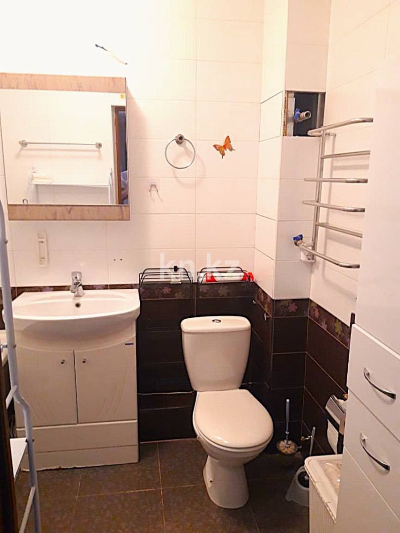 Продажа 3-комнатной квартиры, 90 м², ул. Сейфуллина в Астане - фото 16