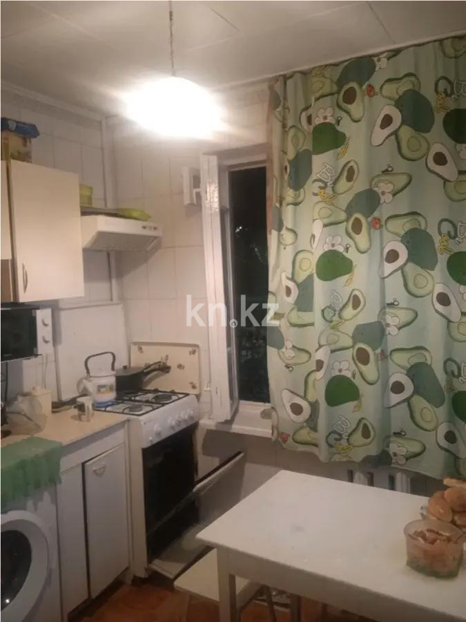 Продажа 2-комнатной квартиры, 43 м², мкр-н 12, дом  4 в Алматы - фото 2