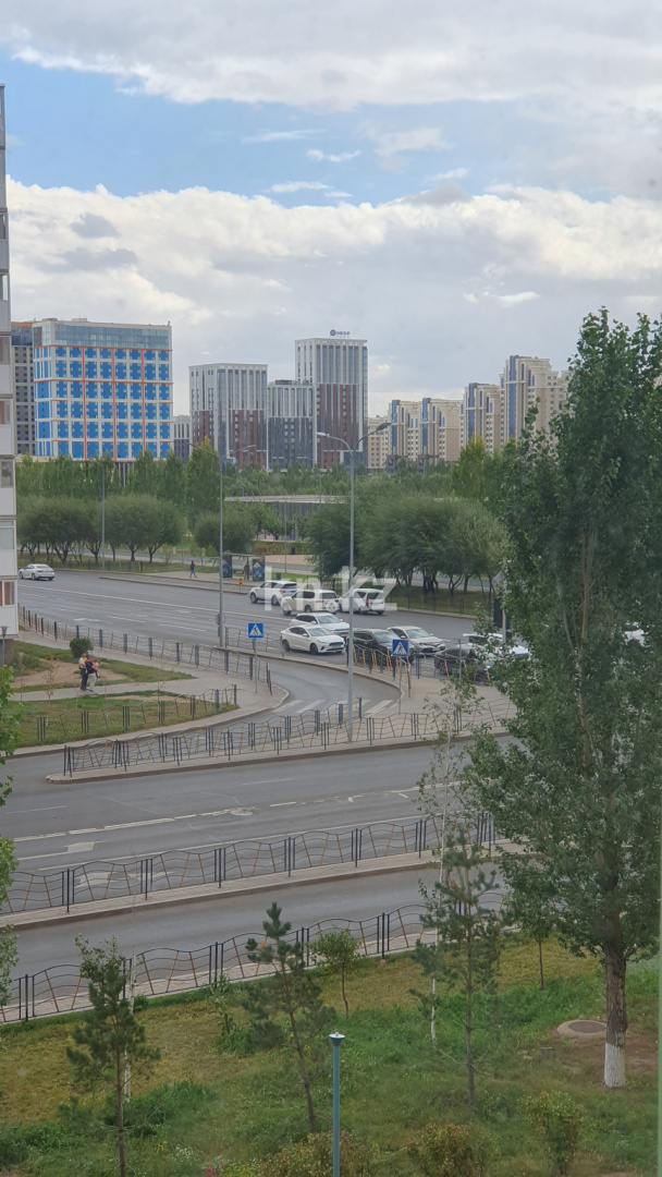Аренда 2-комнатной квартиры, 60 м², ул. Сауран, дом  15 - ул. Орынбор - Аренда квартир помесячно в Астане без посредников фото 1 из 7