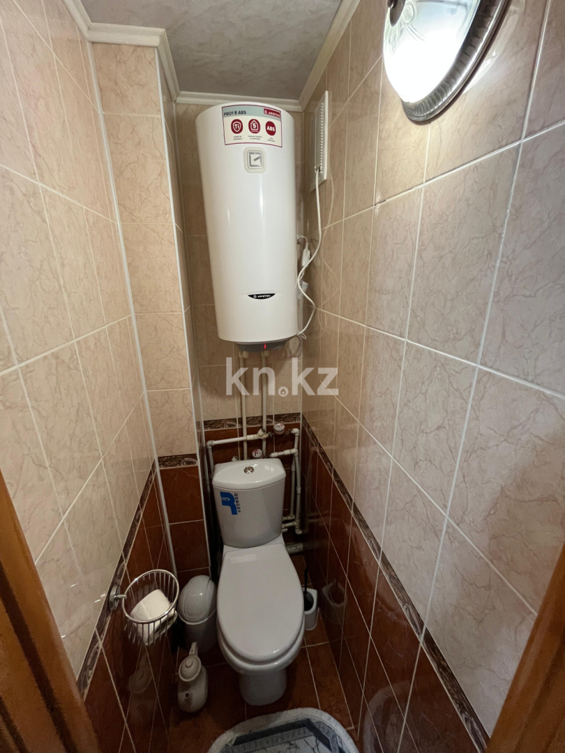 Продажа 3-комнатной квартиры, 62 м², пр. Республики, дом  38 - Продажа квартир в Караганде фото 11 из 14