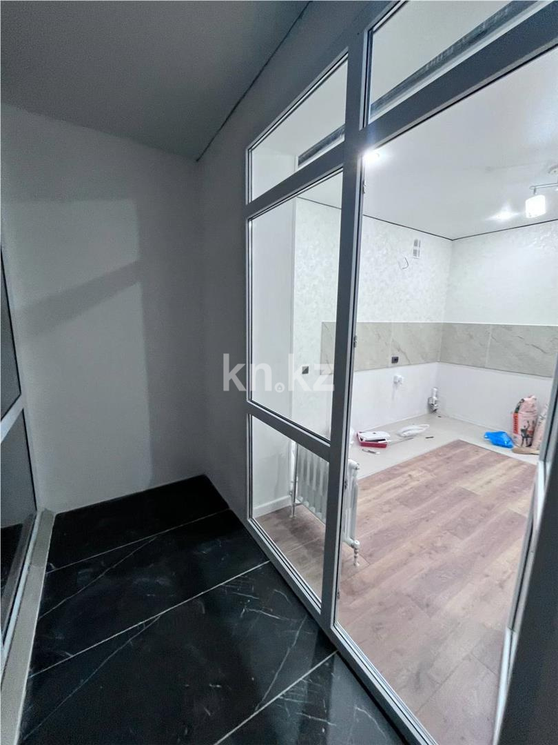 Продажа 2-комнатной квартиры, 40 м², ул. Муканова - Продажа  двухкомнатных квартир в новостройках Караганды фото 5 из 21