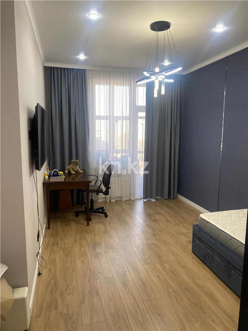 Продажа 4-комнатной квартиры, 113 м², ул. Таттимбета в Караганде - фото 10