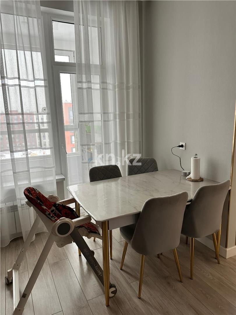 Продажа 4-комнатной квартиры, 110 м², ул. Казыбек би - Продажа земельных участков в Уральске фото 10 из 19