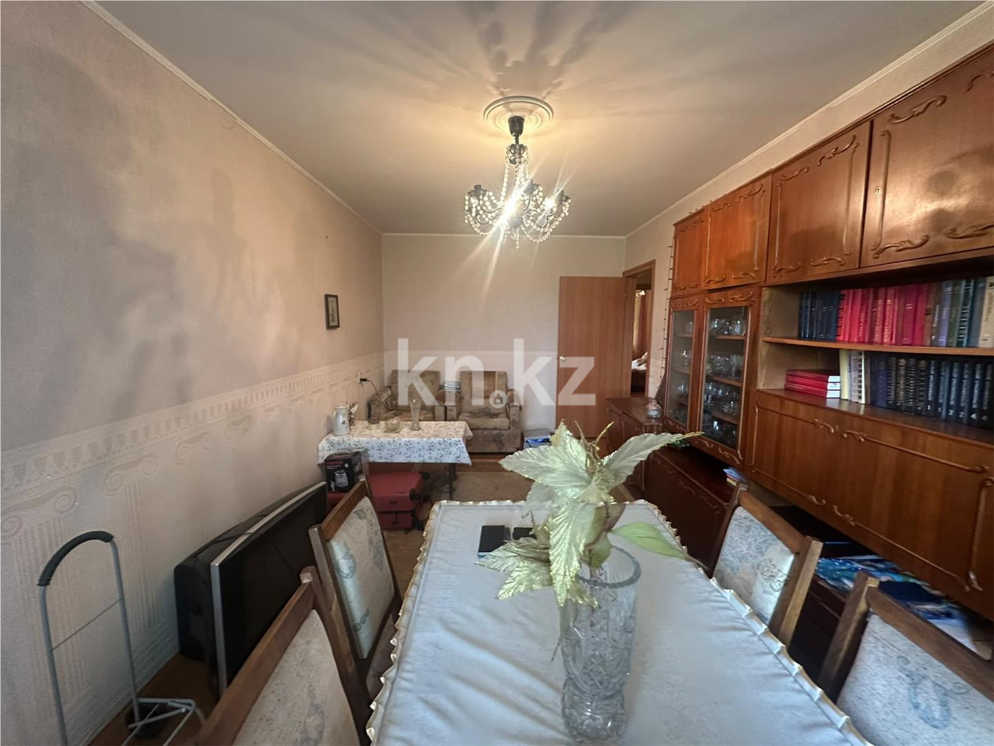 Продажа 3-комнатной квартиры, 60 м² - Продажа трехкомнатных квартир в панельном доме в Казахстане - страница 2 фото 1 из 10