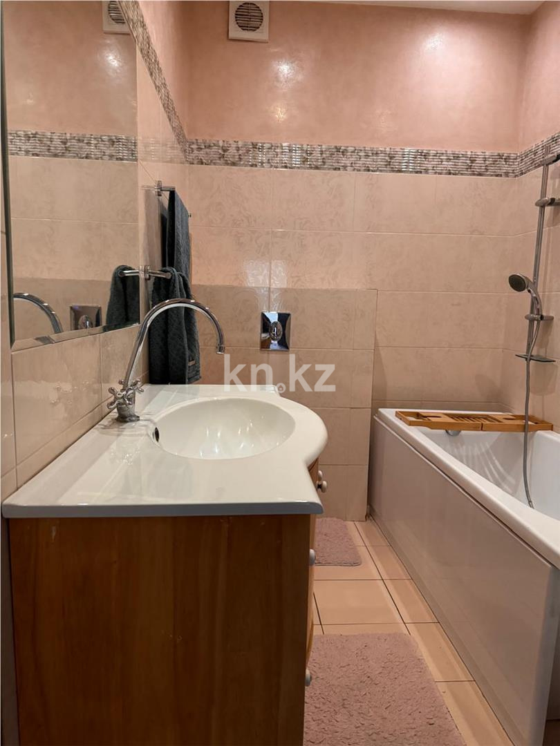 Продажа 4-комнатной квартиры, 121 м², ул. Лободы - Продажа  четырехкомнатных квартир в Караганде фото 6 из 16