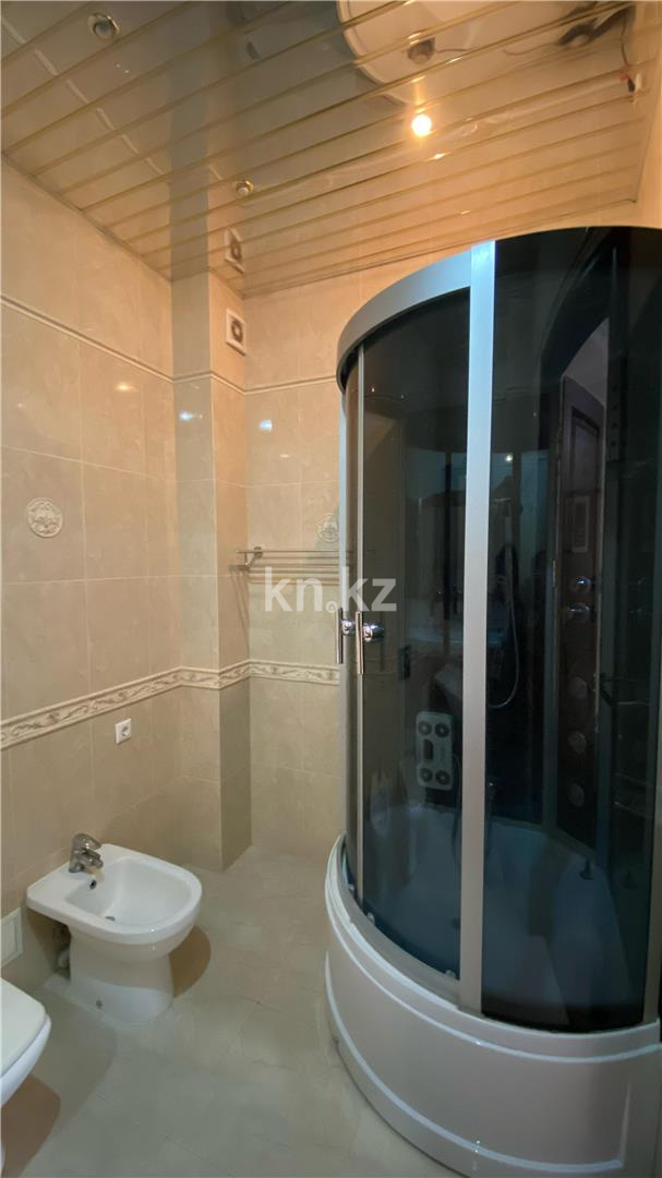 Продажа 4-комнатной квартиры, 164 м², пр. Кошкарбаева в Астане - фото 17