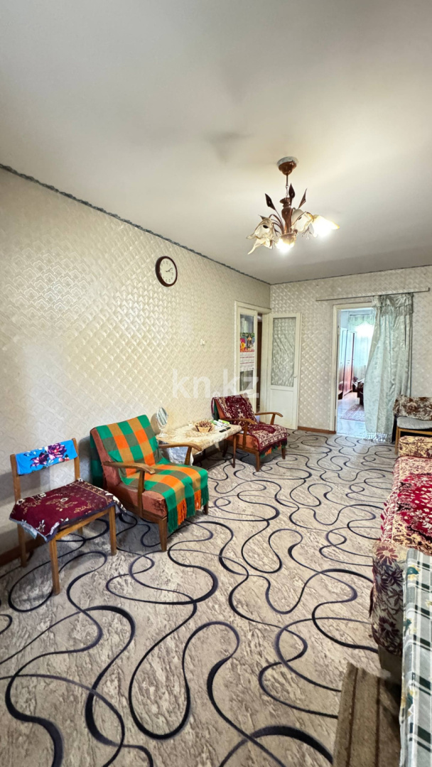 Продажа 3-комнатной квартиры, 65 м², Салтанат, дом  24 - Продажа квартир в Таразе фото 1 из 4