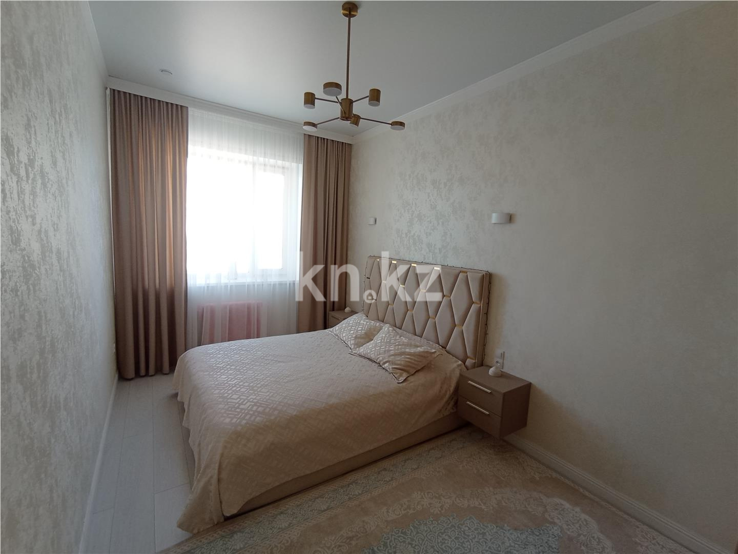 Продажа 3-комнатной квартиры, 84 м², ул. Муканова - Продажа  трехкомнатных квартир в Караганде фото 3 из 12