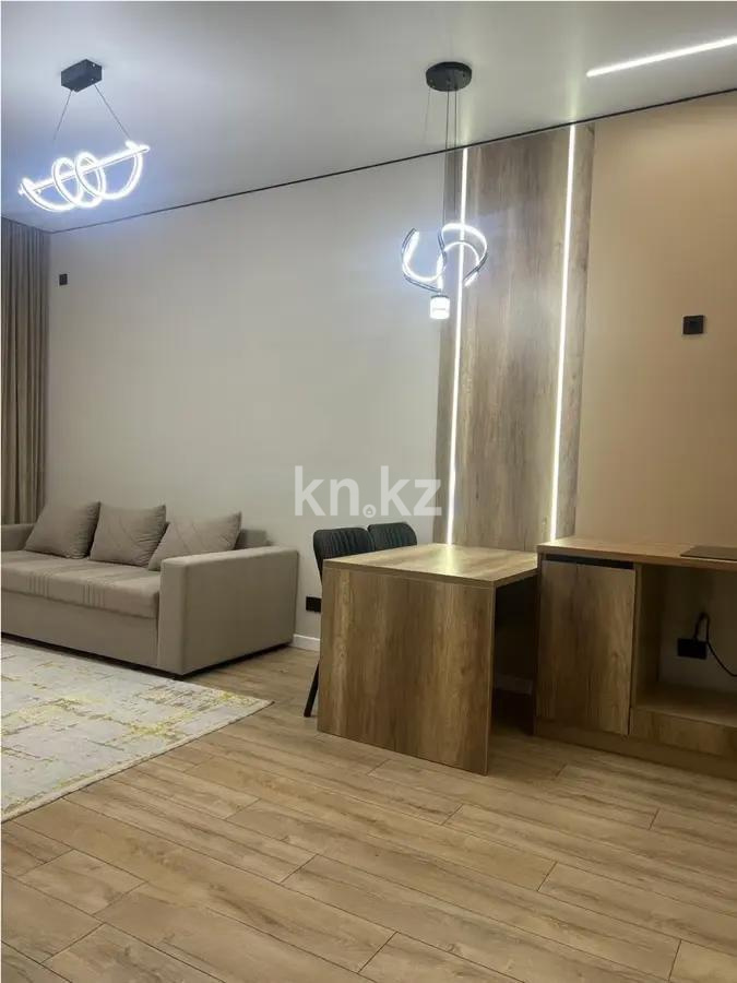 Продажа 2-комнатной квартиры, 40 м², ул. Молдагалиева, дом  3 - Продажа квартир в Казахстане фото 1 из 4