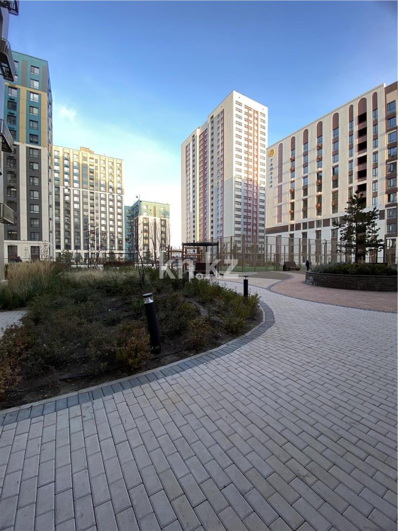 Продажа 2-комнатной квартиры, 52 м², пр. Тауелсыздык в Астане - фото 16