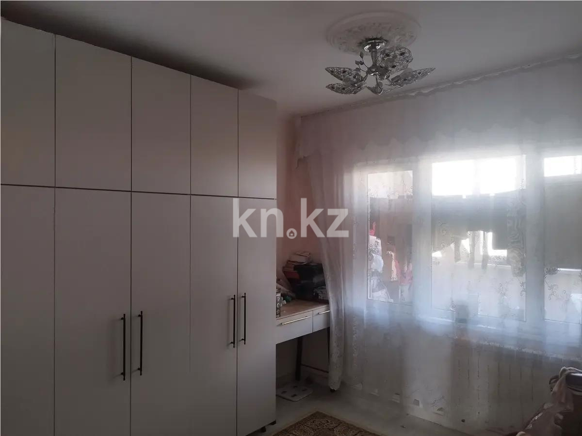 Продажа 5-комнатной квартиры, 101 м², мкр-н Аксай-4, дом  4 - Продажа квартир в Алматы фото 2 из 5