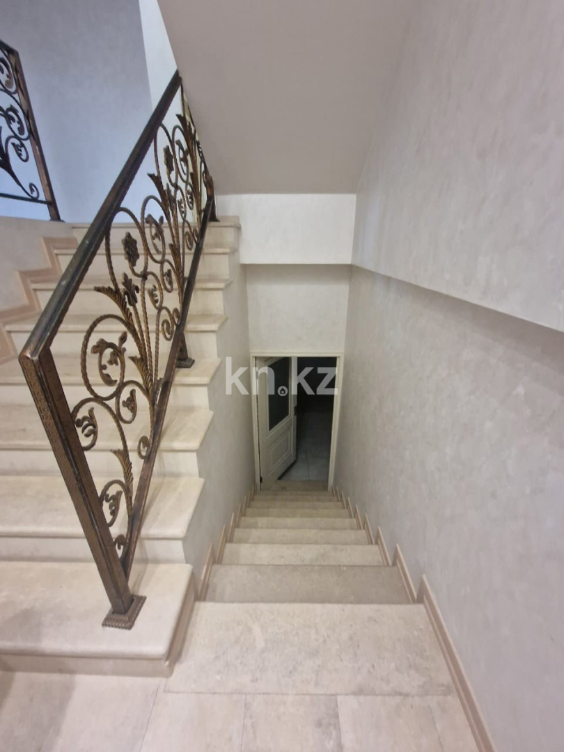 Продажа 7-комнатного дома, 680 м² - Продажа домов, коттеджей в Алматы фото 19 из 34