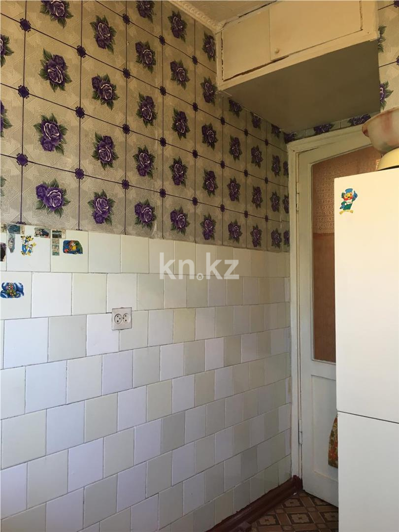 Продажа 3-комнатной квартиры, 59 м², мкр-н 6 - Продажа  трехкомнатных квартир в Караганде с фото фото 10 из 18