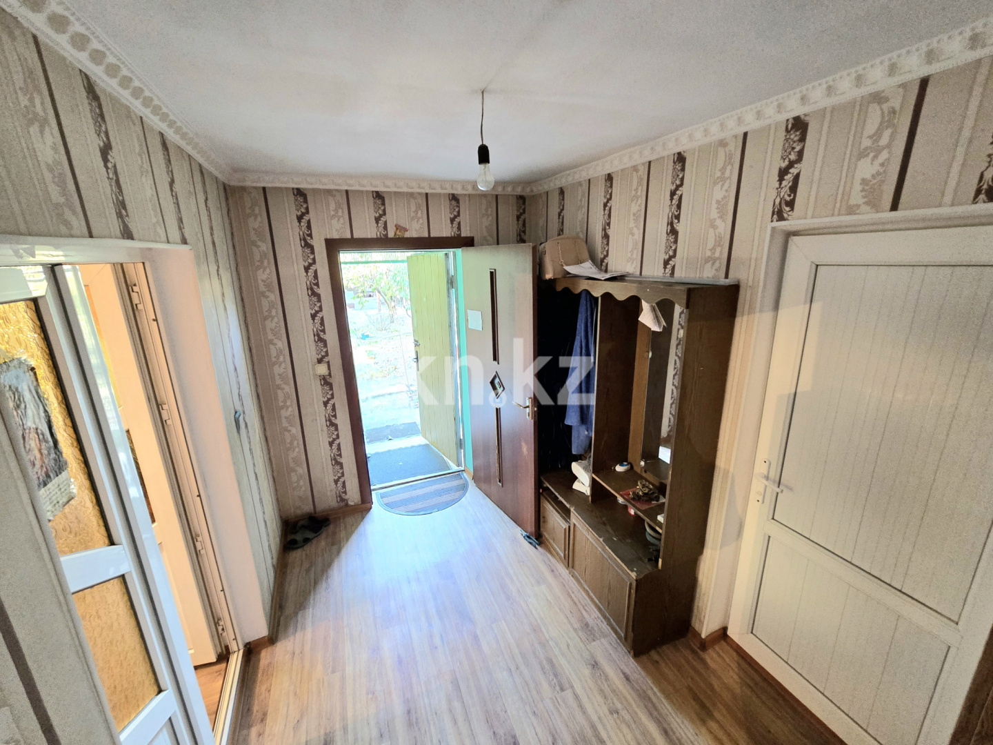 Продажа 6-комнатного дома, 160 м², Карасу, дом  2 - Продажа квартир в Шымкенте фото 36 из 40