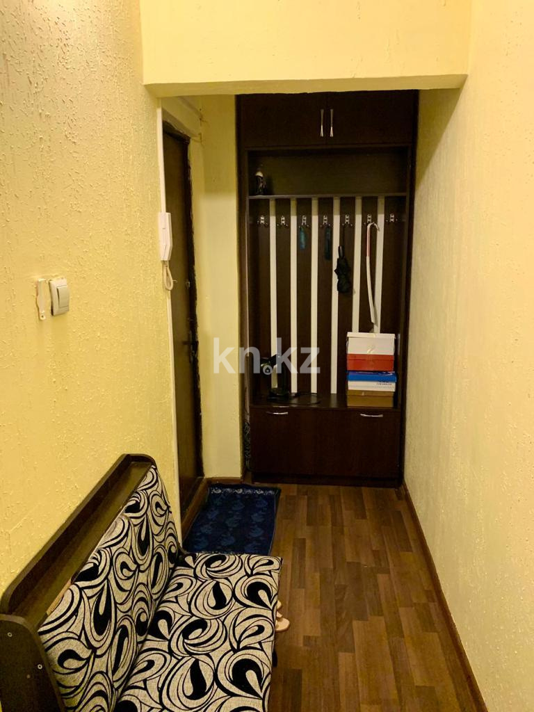 Продажа 2-комнатной квартиры, 46 м², 8 мкр., дом  72 в Алматы