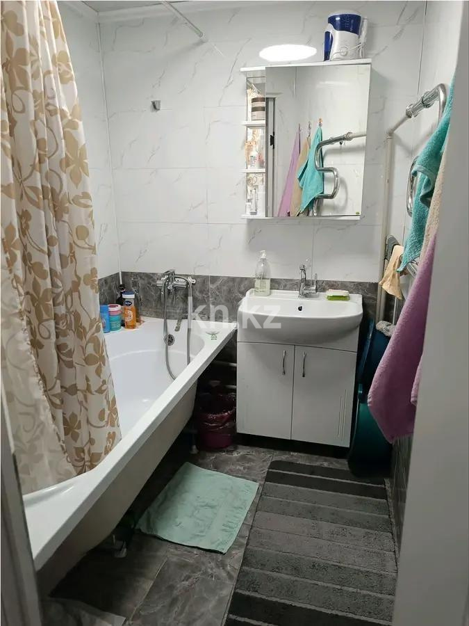 Продажа 3-комнатной квартиры, 70 м², пр. Сейфуллина, дом  51/4 - Продажа квартир без посредников в Алматы фото 4 из 5