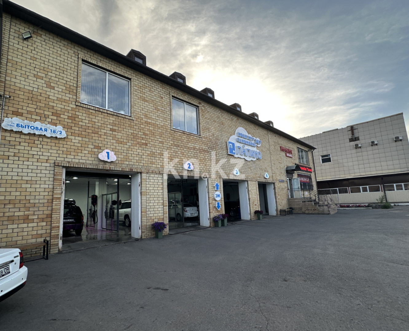 Продажа , 857 м², ул. Бытовая, дом  18/2 - Продажа зданий в Караганде фото 2 из 40