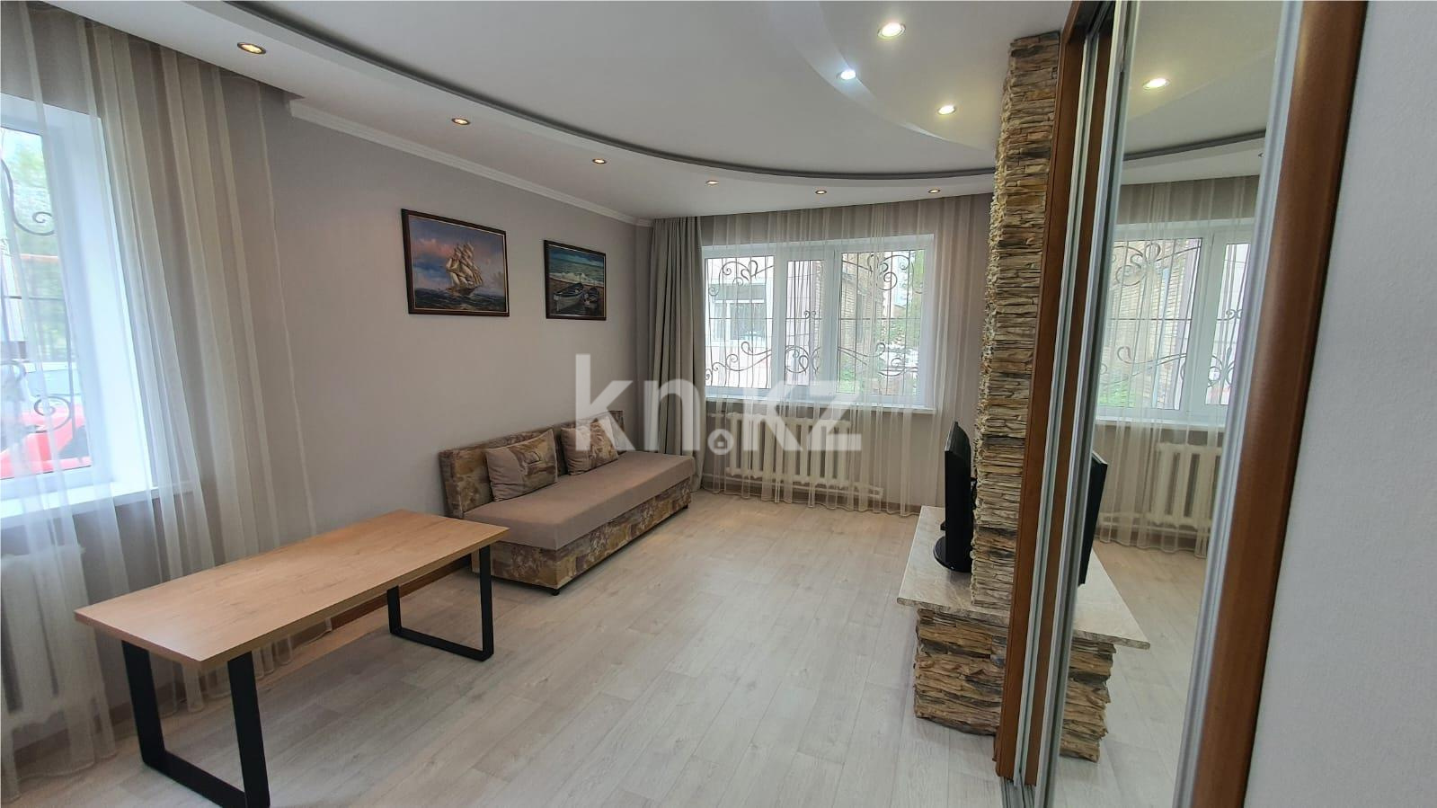 Продажа 1-комнатной квартиры, 30 м², пр. Н. Абдирова, дом  30/2 - Продажа квартир в Казахстане фото 1 из 10