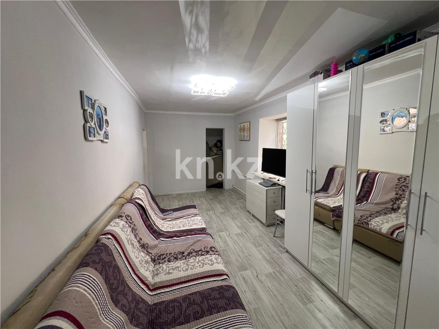 Продажа 1-комнатной квартиры, 30 м², пр. Назарбаева - Продажа  однокомнатных квартир в Караганде фото 1 из 7