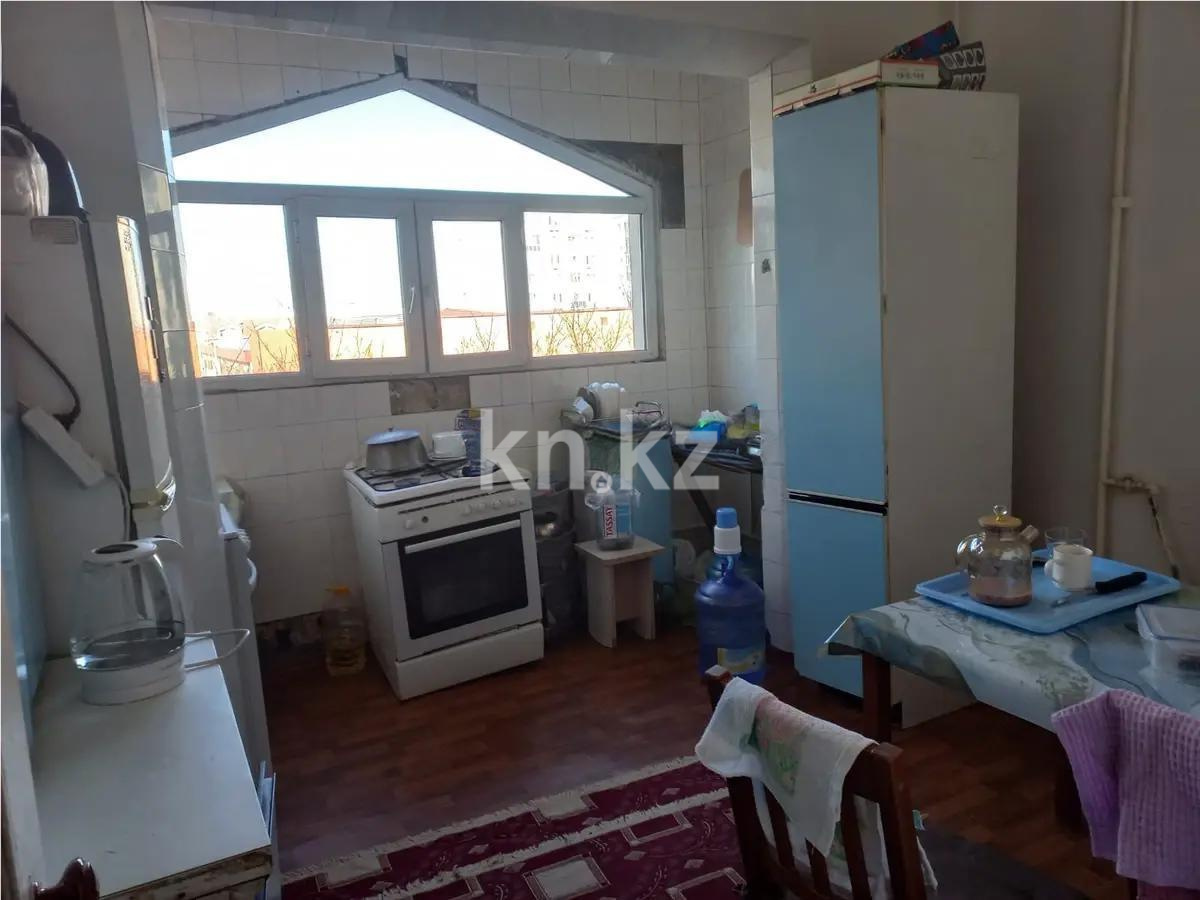 Продажа 2-комнатной квартиры, 52 м², мкр-н Аксай-4, дом  99 в Алматы - фото 3