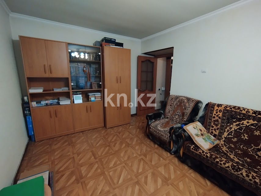 Продажа 2-комнатной квартиры, 43 м² - Продажа двухкомнатных квартир в панельном доме в Алматы - страница 3 фото 2 из 14