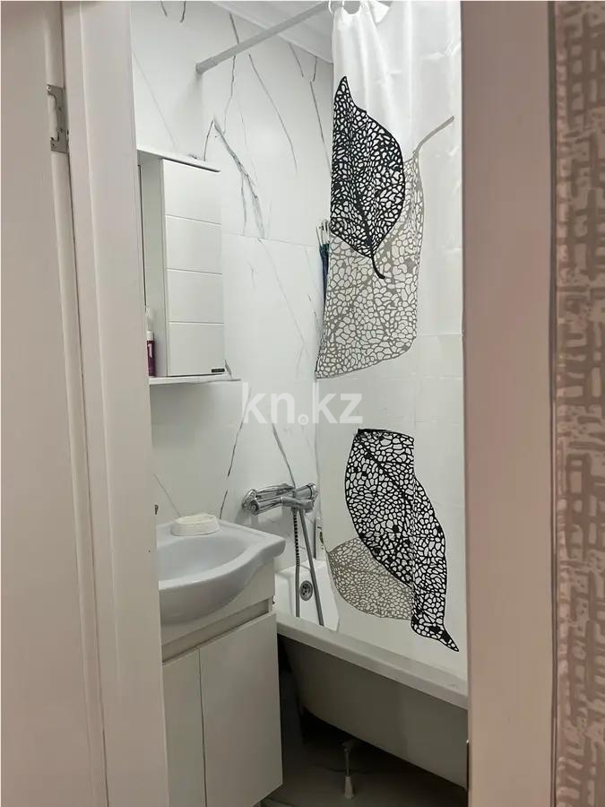 Продажа 3-комнатной квартиры, 77 м², ул. Азербаева, дом  6/4 в Астане - фото 6