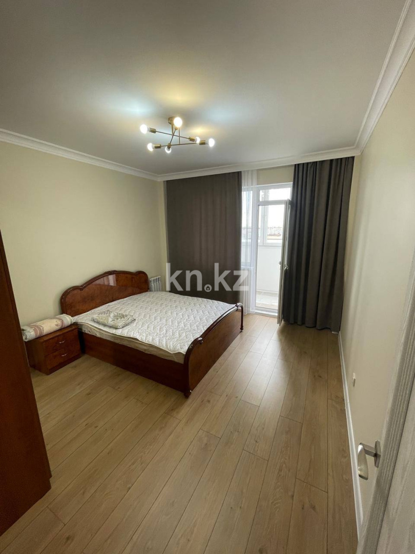 Аренда 2-комнатной квартиры, 70 м², ул. Байтурсынова, дом  12 - Аренда  двухкомнатных квартир помесячно в Астане фото 1 из 2