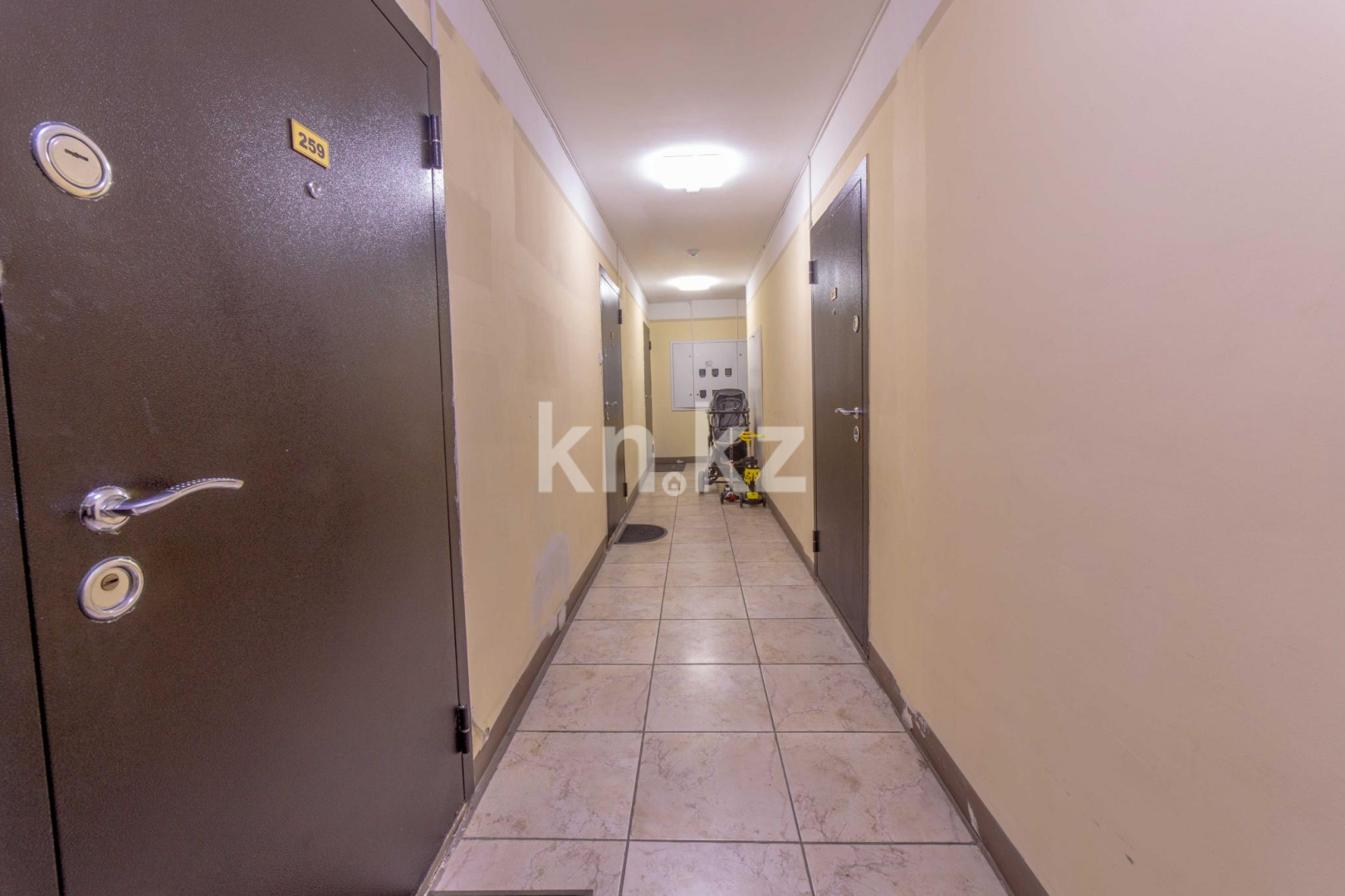 Продажа 2-комнатной квартиры, 45 м², мкр-н Аксай-5, дом  25 в Алматы - фото 13