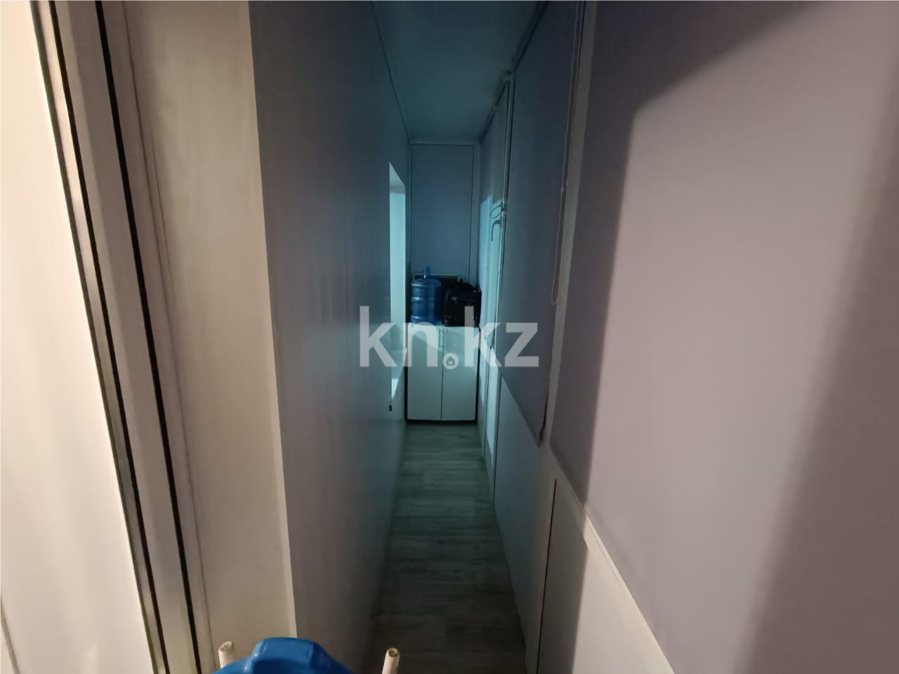 Продажа 3-комнатной квартиры, 55 м², 6 мкр. в Темиртау - фото 11