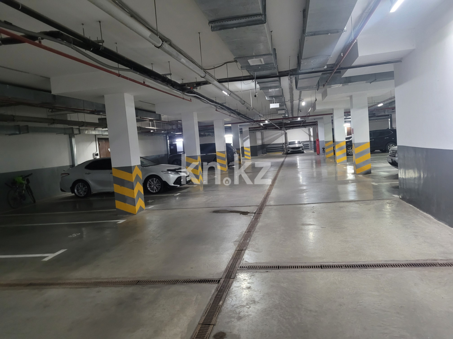 Аренда гаража, 18 м² - Аренда гаражей в Астане без посредников с фото фото 1 из 1